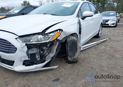 2016 Ford Fusion S z USA, uszkodzony, nr VIN 3FA6P0G71GR272694